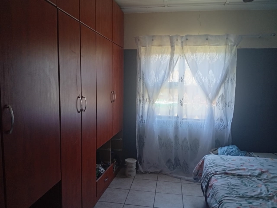 4 Bedroom Property for Sale in Uitenhage Central Eastern Cape
